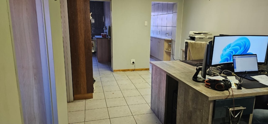 4 Bedroom Property for Sale in Brandwag Free State